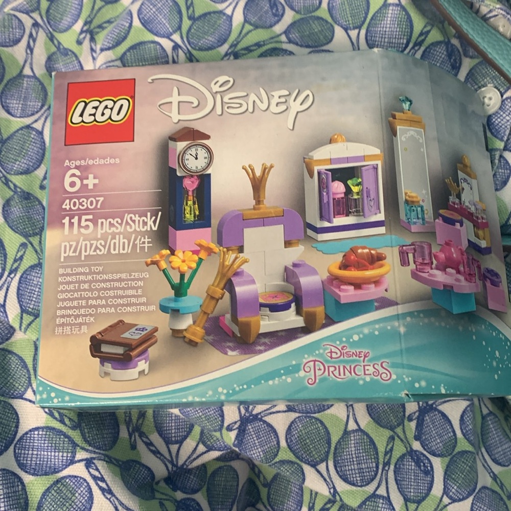 Lego 40307 princess castle throne and accessories